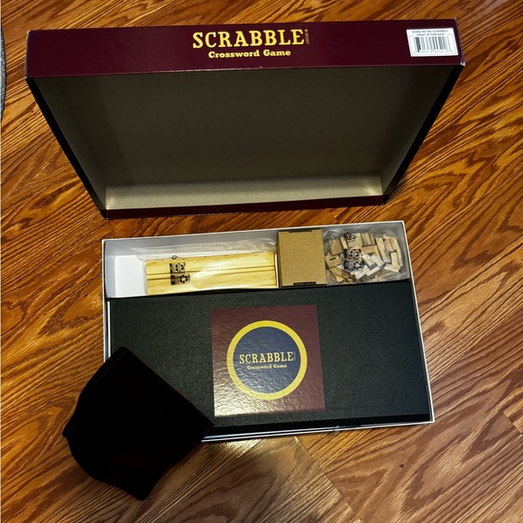 Scrabble - Picture 2 of 6